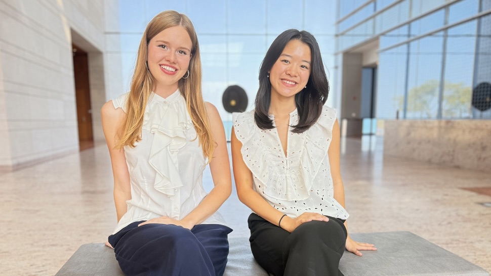 Klara Vinn and Justine Liu